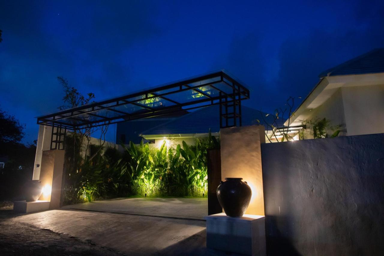 Layali Breeze Villa ジンバラン エクステリア 写真